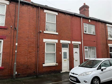 viva street pontefract|2 bedroom terraced house for rent in Victoria Street, Pontefract,。